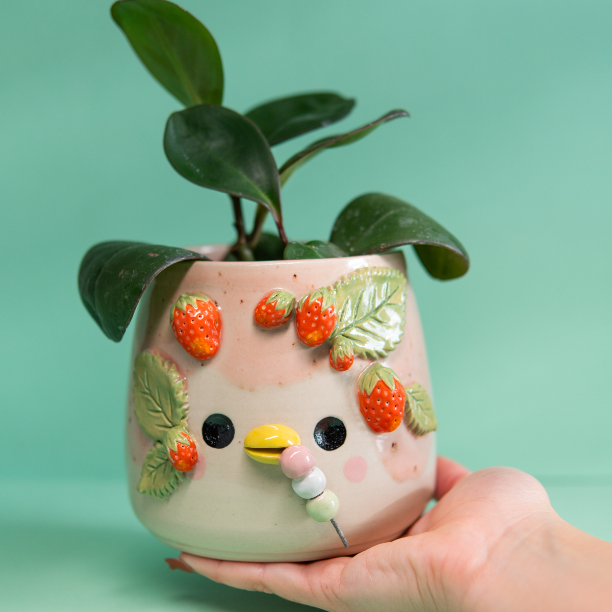 Dango à la fraise - Cache Pot - très léger défaut