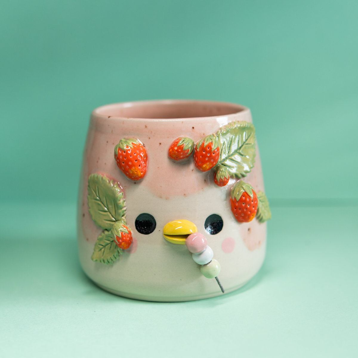 Dango à la fraise - Cache Pot - très léger défaut