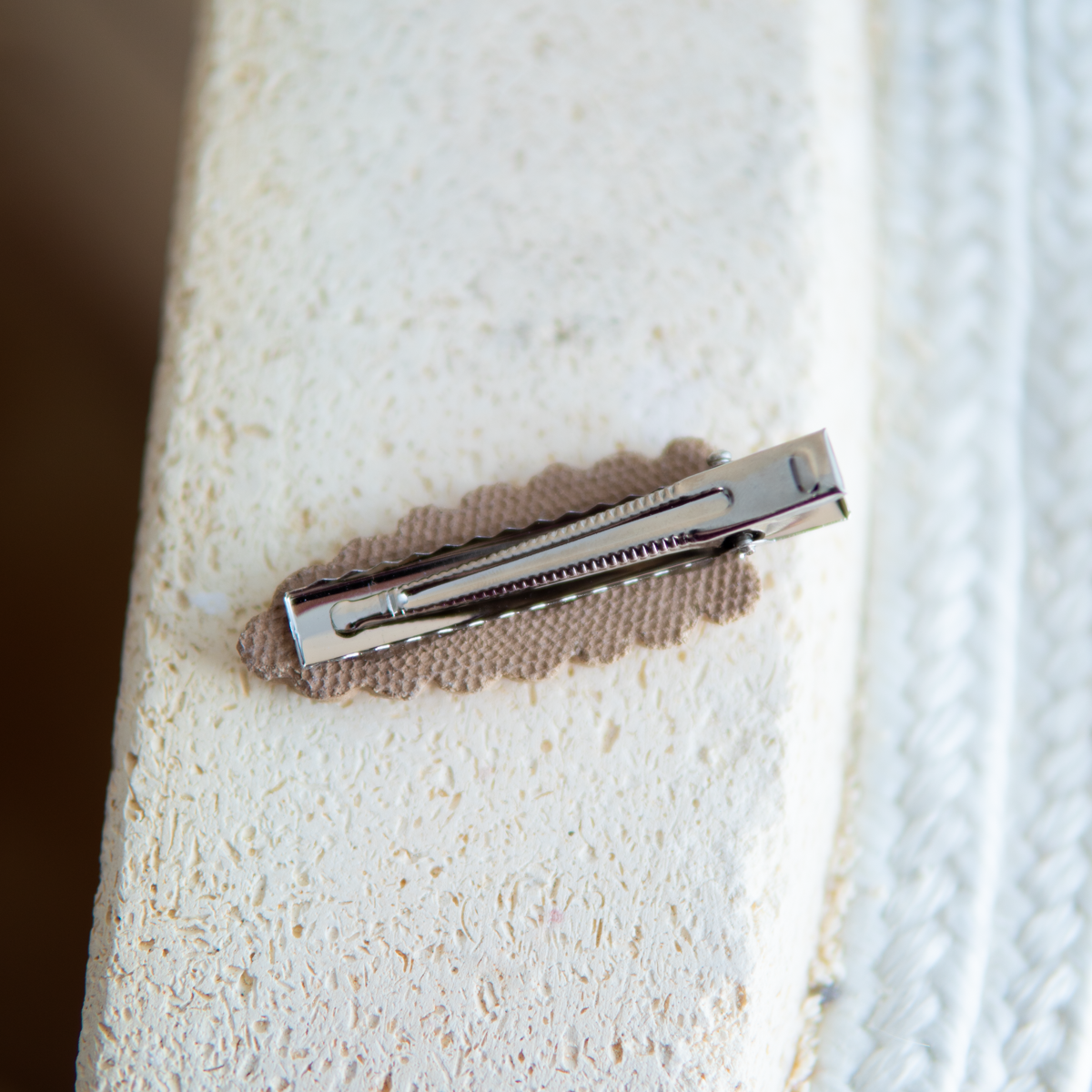 Biscuit - Barrette a cheveux ceramique