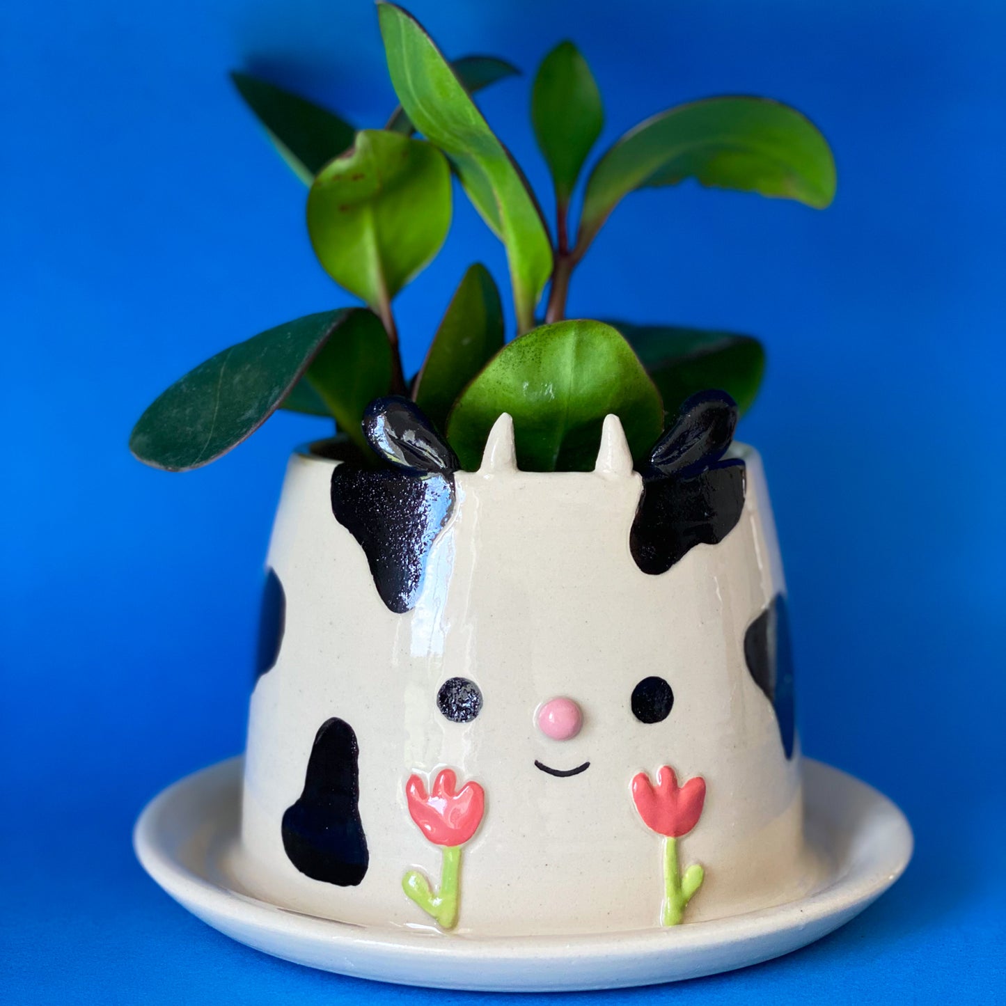 Vache - pot tourné avec soucoupe intégrée