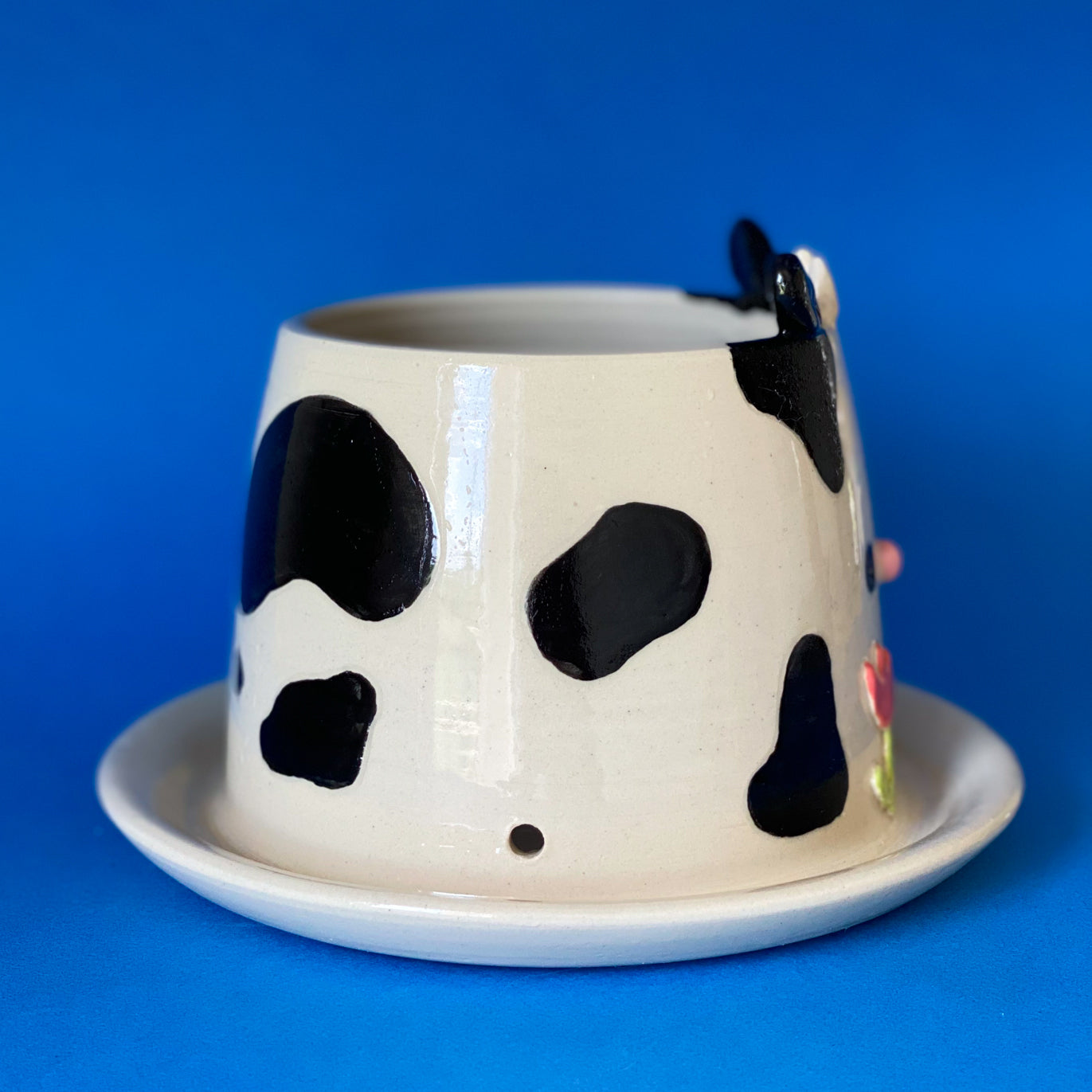 Vache - pot tourné avec soucoupe intégrée