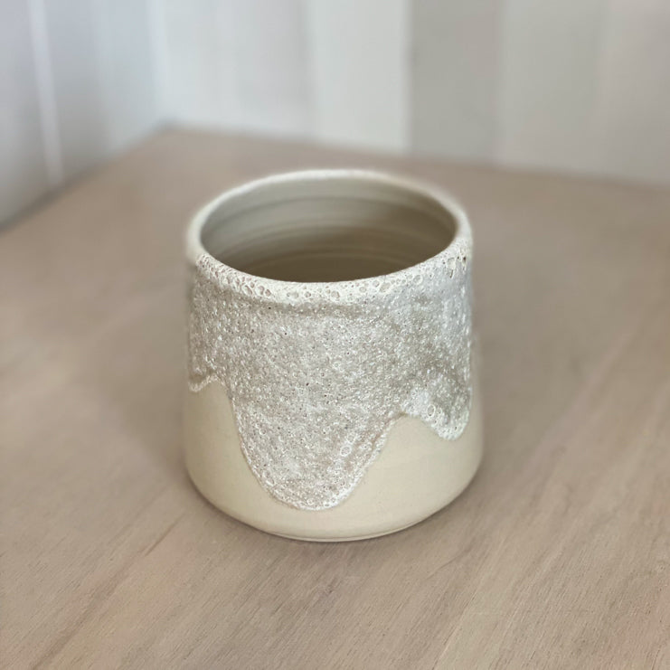 Pierre Volcanique 05 - pot de fleur