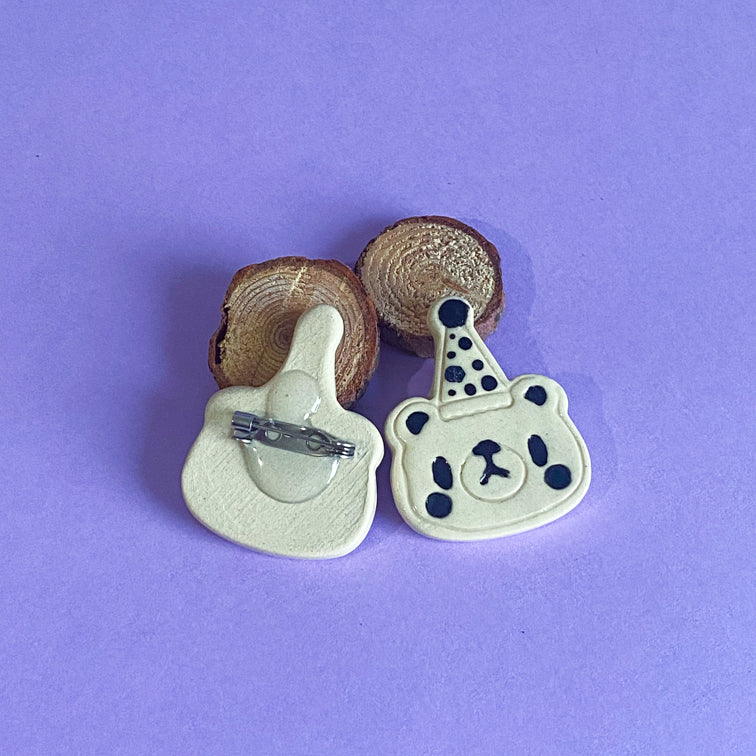 Ourson festif - Broche noir et blanc