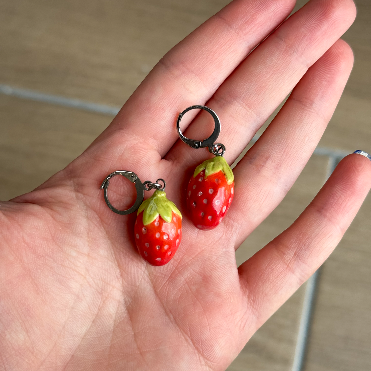 Fraises - Paire de boucles d'oreilles