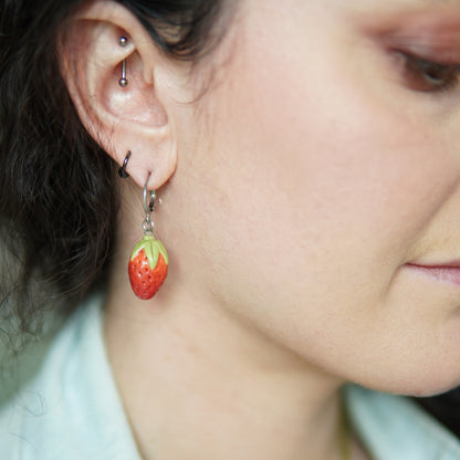 Fraises - boucles d'oreilles céramiques