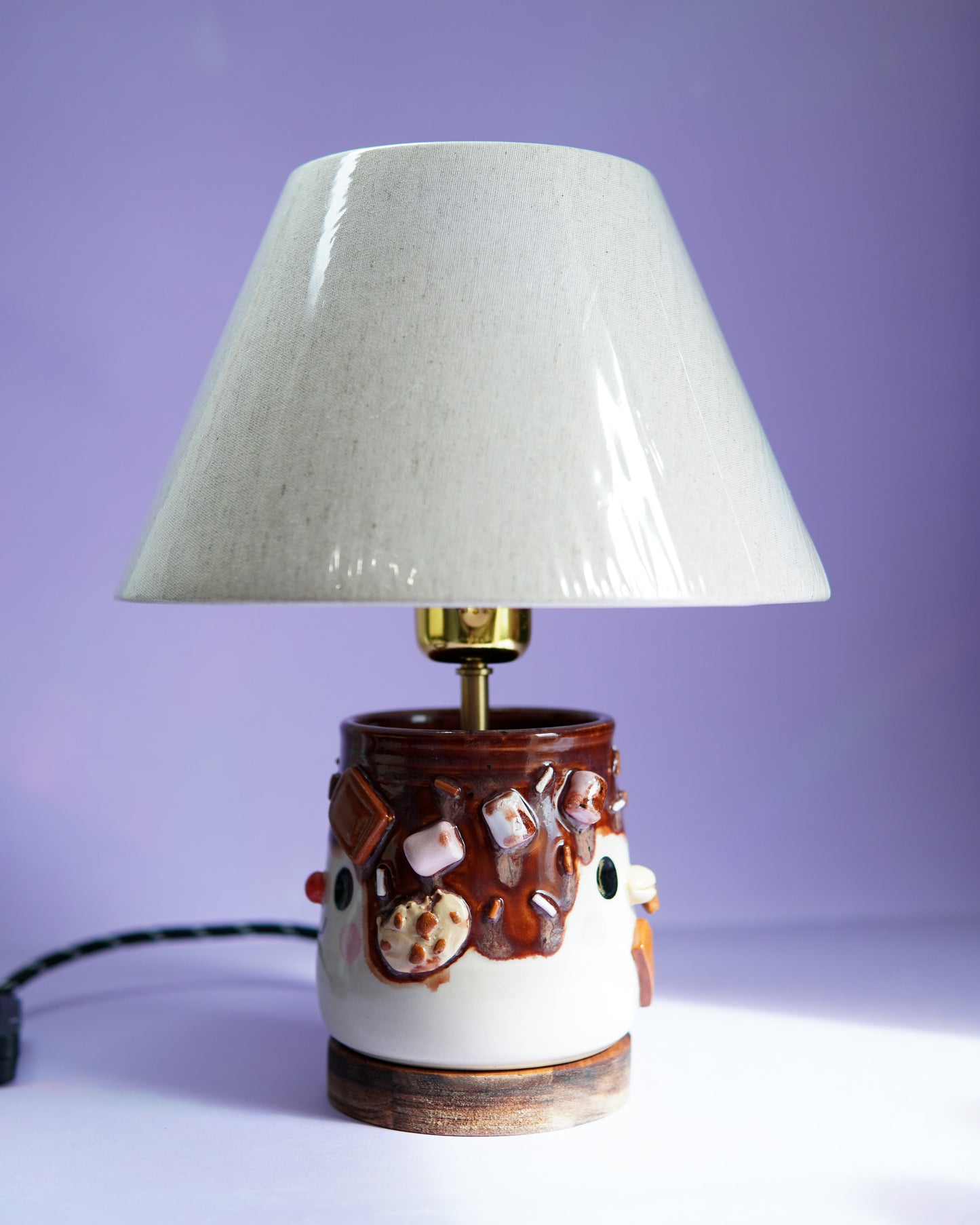 Tasse chocolat - Lampe à poser - léger défaut