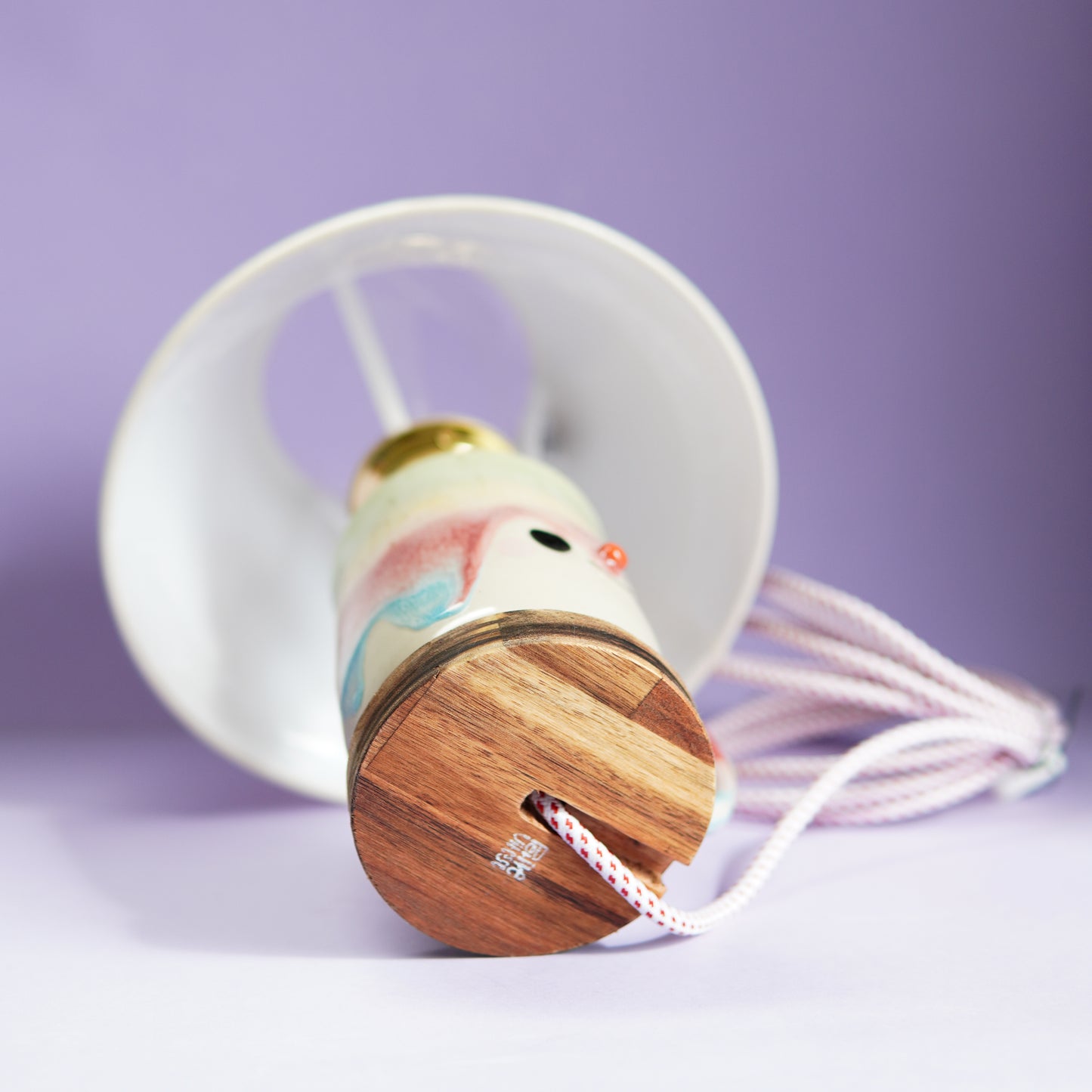 Tasse arc en ciel - Lampe à poser