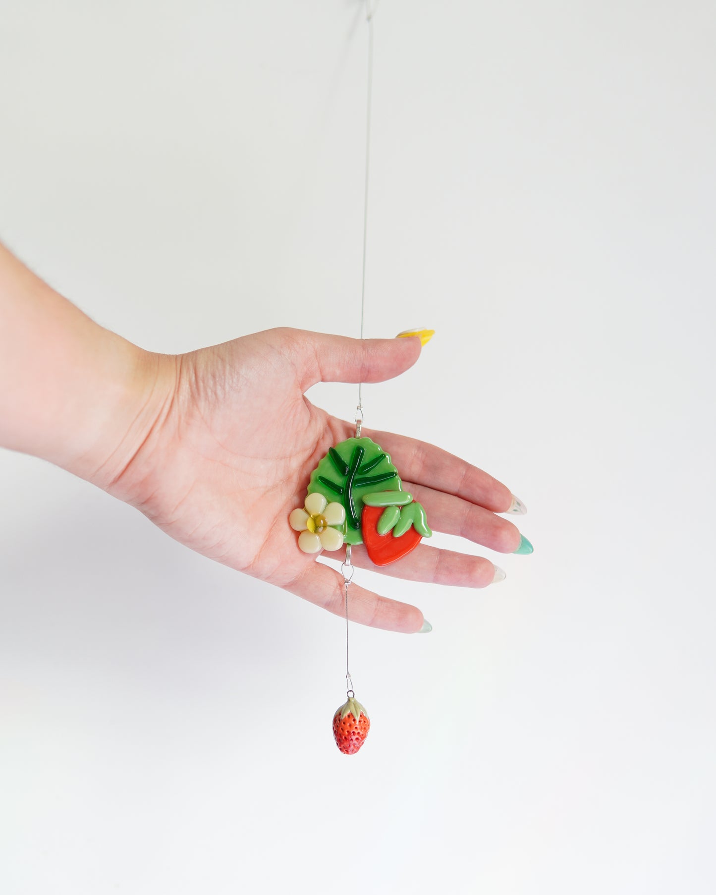 Fraisier - Suspension en verre fusion