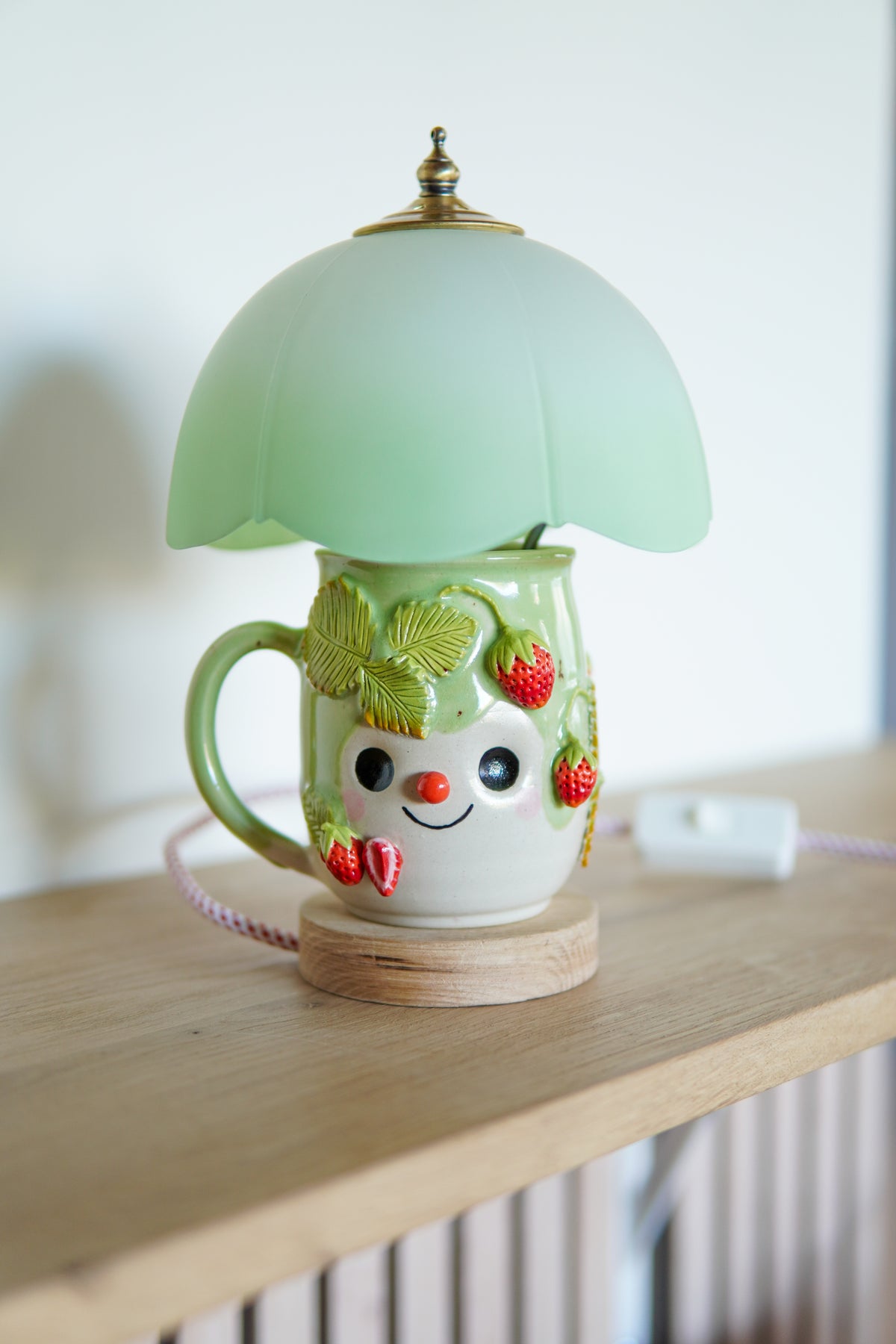 Tasse Fraise - Lampe à poser