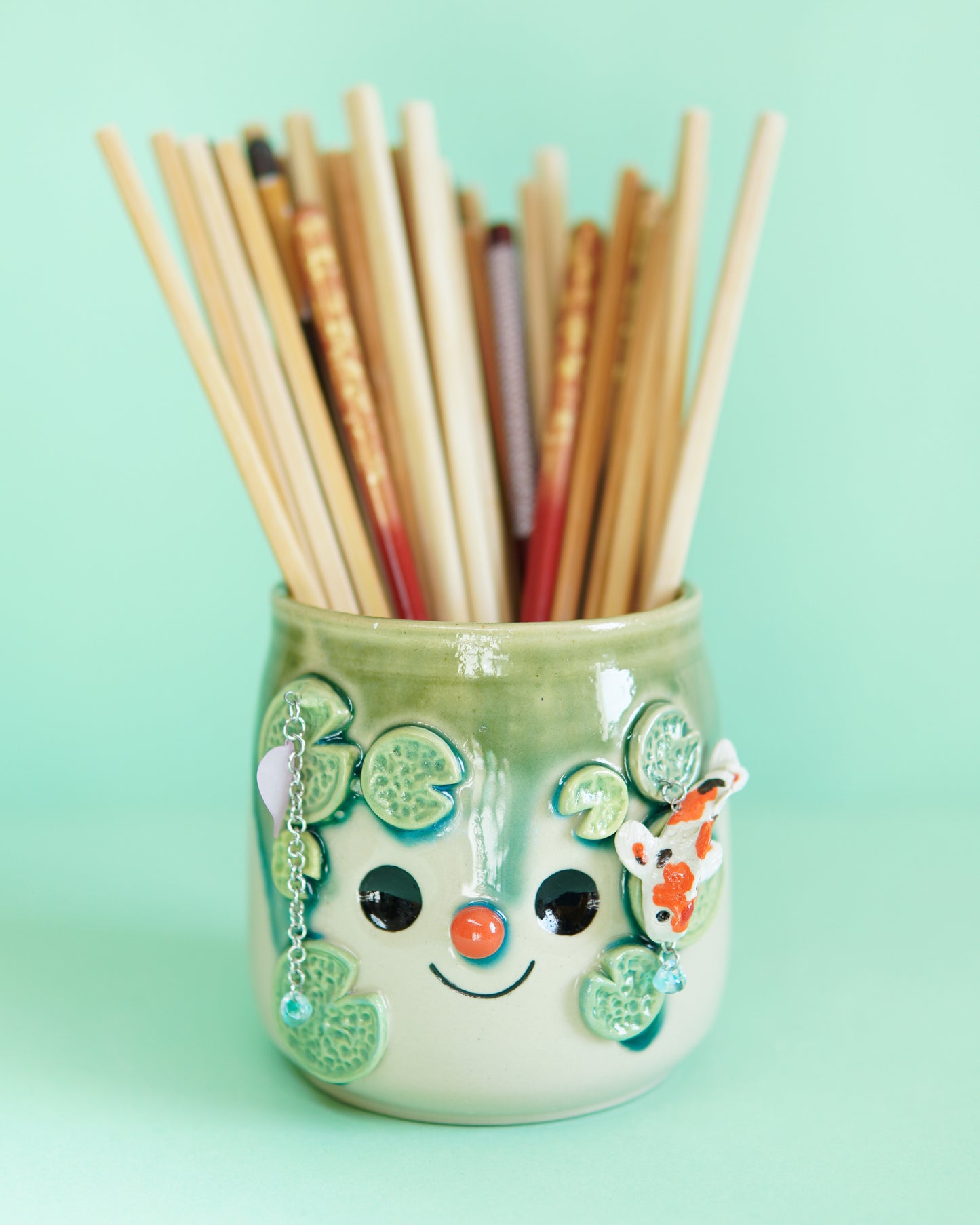 Nenuphar & Koï- Pot (non percé) - Leger defaut sur la carpe Koï